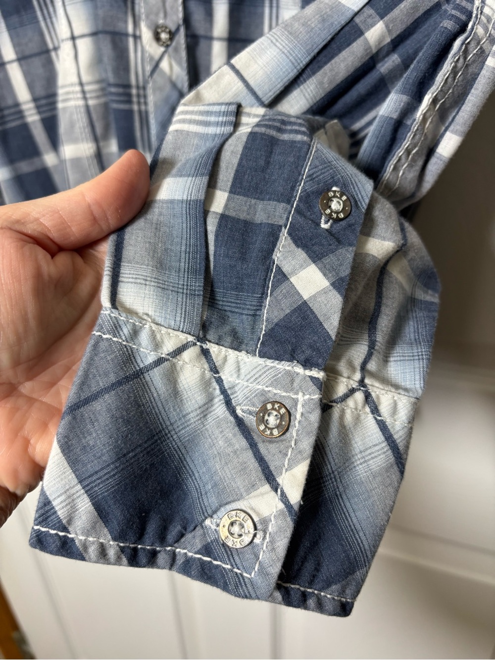 BKE Long Sleeve Button Up Shirt Men's Size Large Plaid Athletic Fit Western Blue - Picture 5 of 9